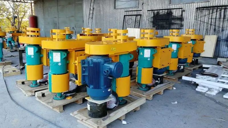 变频器与软启动器：工作原理及区别解析